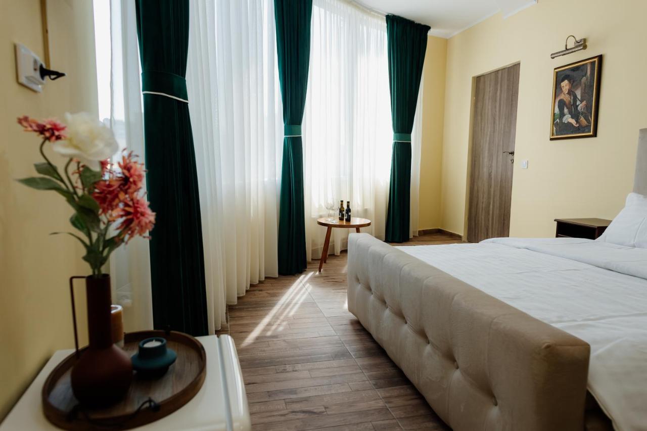 Scandinavia Residence Piatra Neamţ Zewnętrze zdjęcie
