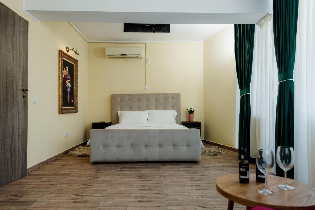 Scandinavia Residence Piatra Neamţ Zewnętrze zdjęcie