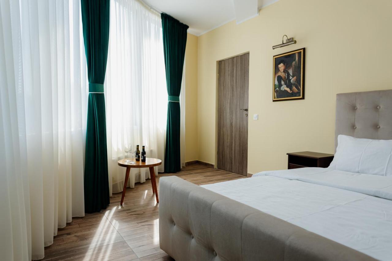 Scandinavia Residence Piatra Neamţ Zewnętrze zdjęcie